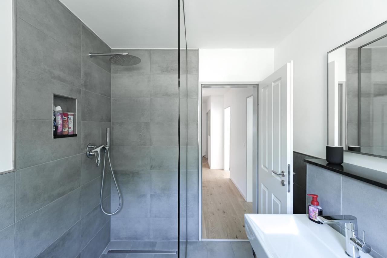 Grosse Gemutliche Wohnung Mit Waldblick Cologne Luaran gambar